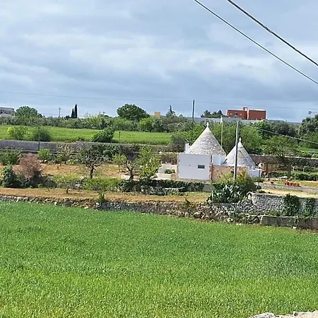 Trullo Masiello * 普蒂尼亚诺