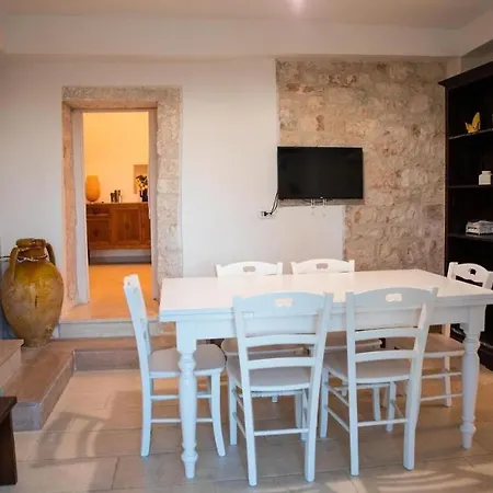 公寓 Trullo Masiello 普蒂尼亚诺