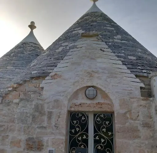 Trullo Masiello * 普蒂尼亚诺